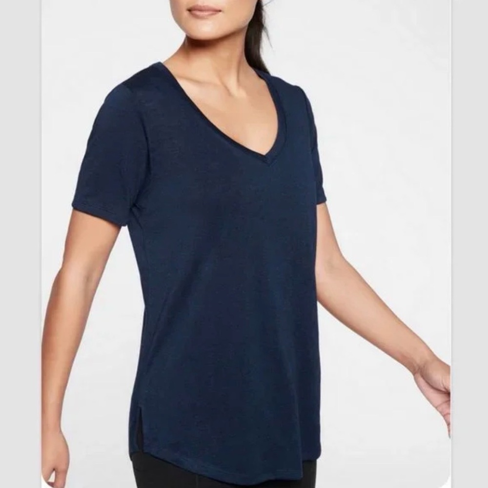 Athleta Breezy Scoop Womens Tee V Neck Short Sleeve XL Tall Navy T Shirt Basic